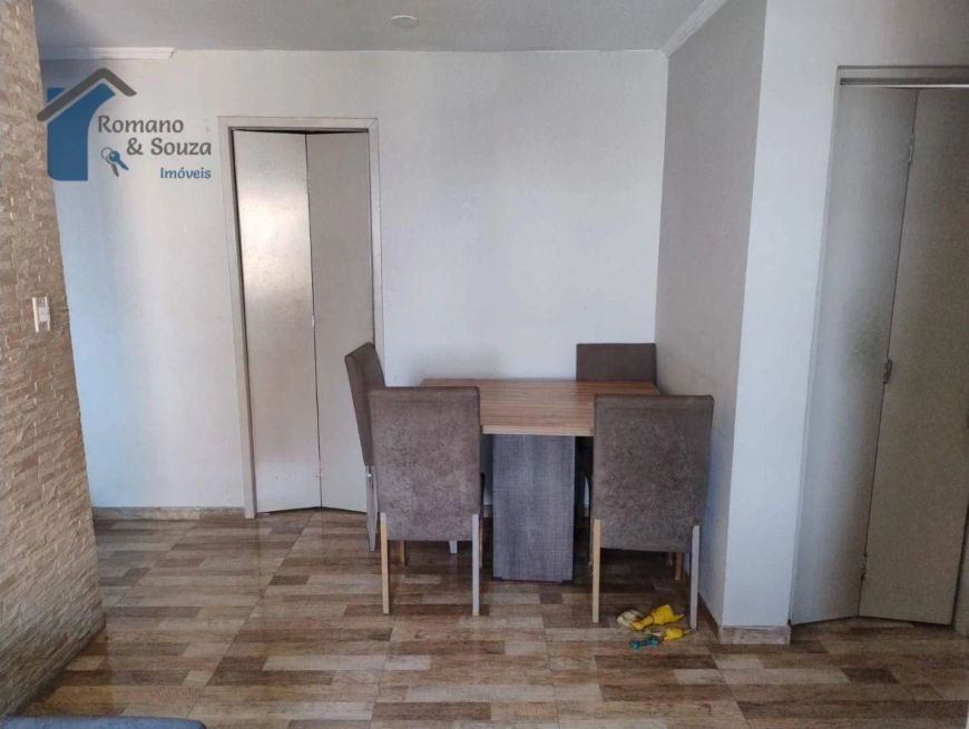 Apartamento com 2 dormitórios à venda, 65 m² por R$ 240.000,00 - Jardim Adriana - Guarulhos/SP