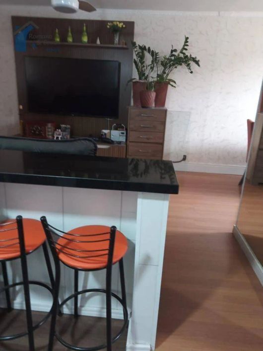 Vendo Apto 63 m² -Reformado - 2 Dorms- Condomínio Espirito Santo - Cecap - Por R$ 390.000,00 3