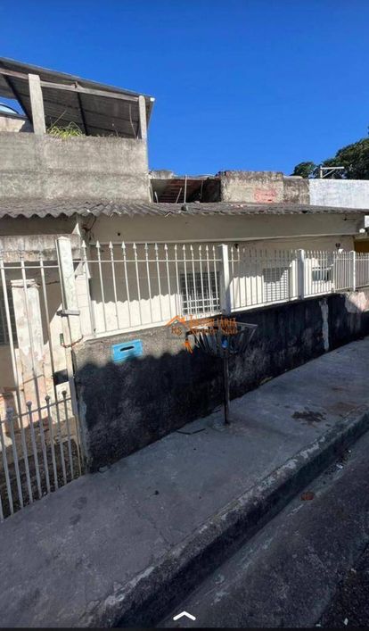 Sobrado com 3 dormitórios à venda por R$ 385.000,00 - Gopoúva - Guarulhos/SP