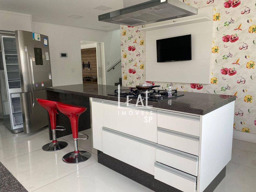 Sobrado com 3 dormitórios à venda, 385 m² por R$ 1.290.000,00 - Jardim Maia - Guarulhos/SP