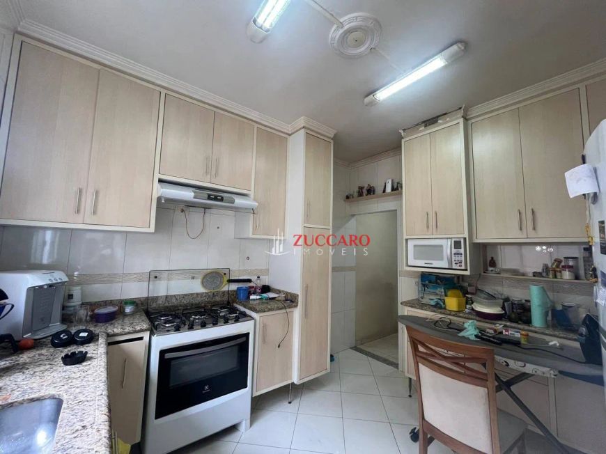 Sobrado com 4 dormitórios à venda, 178 m² por R$ 799.900,00 - Jardim Bom Clima - Guarulhos/SP