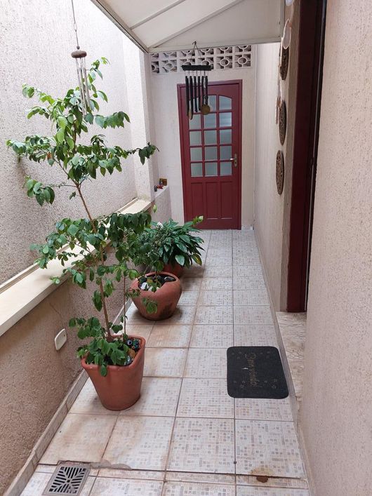 CASA PQ. RENATOMAIA ACEITA PERMUTA PIAZZA DELLA FONTANA E WI