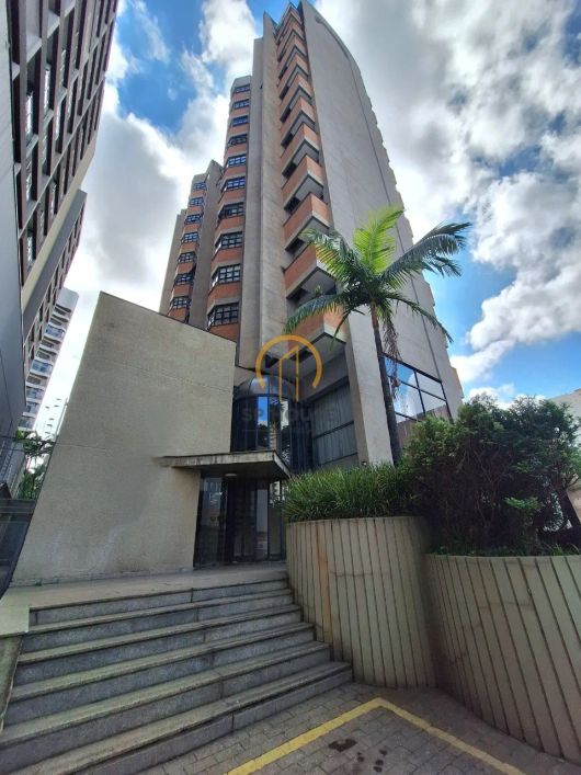 Loja de 2 pavimentos, 100m², Campo Belo, 3 salas, 2 banheiros, cozinha, corredor lateral,