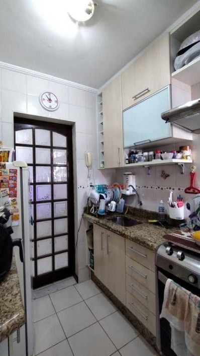 Apartamento com 2 dormitórios à venda, 60 m² por R$ 240.000,00 - Portal dos Gramados - Guarulhos/SP
