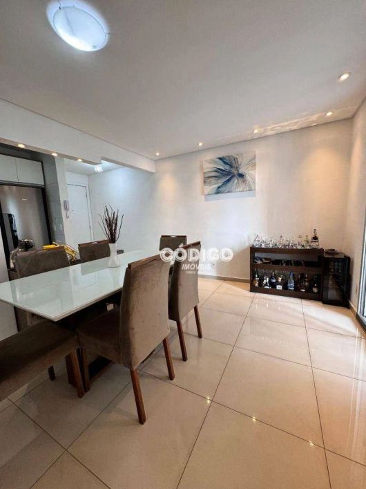 Apartamento com 3 dormitórios à venda, 68 m² por R$ 448.000,00 - Vila São Judas Tadeu - Guarulhos/SP