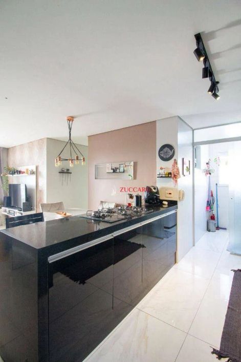 Apartamento com 3 dormitórios à venda, 77 m² por R$ 649.000,00 - Jardim Flor da Montanha - Guarulhos