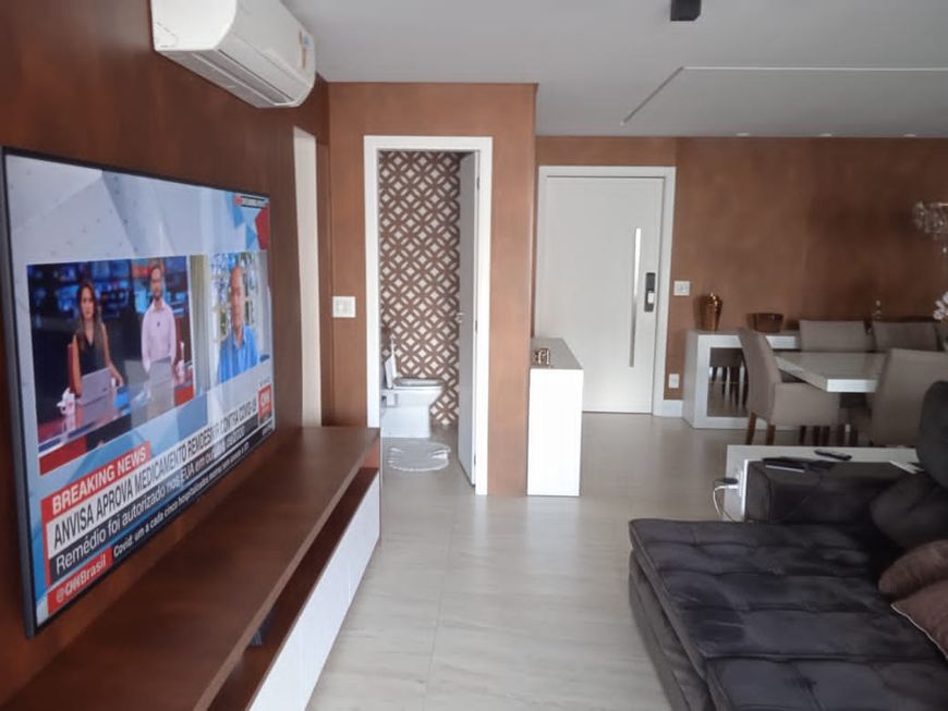 Apartamento para venda tem 154 metros quadrados com 3 quartos