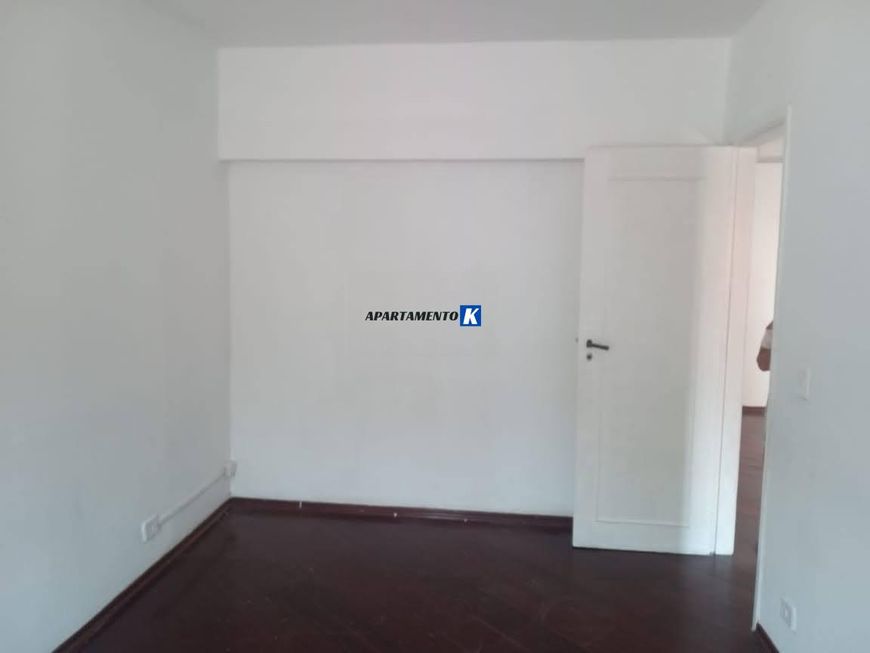Apartamento p/ VENDA - 70m² - Ótimo Preço - 2 dormitórios - 1 Vaga Fixa e Coberta - Excelente Local