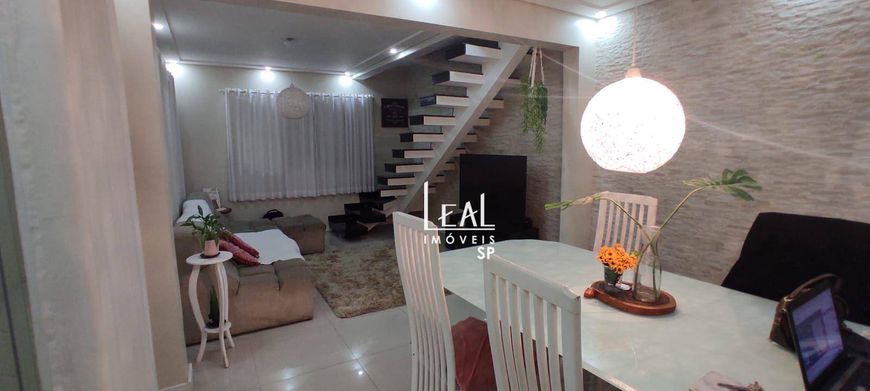 Sobrado com 3 dormitórios à venda, 125 m² por R$ 700.000 - Parque Flamengo - Guarulhos/SP