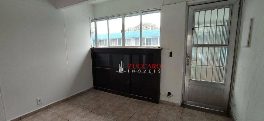 Apartamento com 3 dormitórios à venda, 60 m² por R$ 300.000,00 - Parque Cecap - Guarulhos/SP