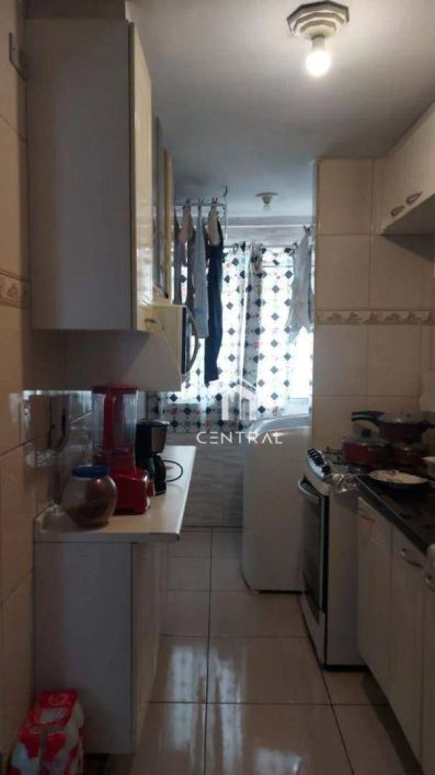 Apartamento com 2 dormitórios à venda, 47 m² por R$ 185.000,00 - Residencial Parque Cumbica - Guarul