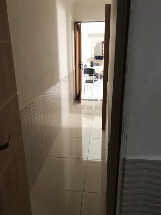 Linda Casa 128m² 3 dormitórios com Suíte, 2 vagas de Garagem COM Churrasqueira