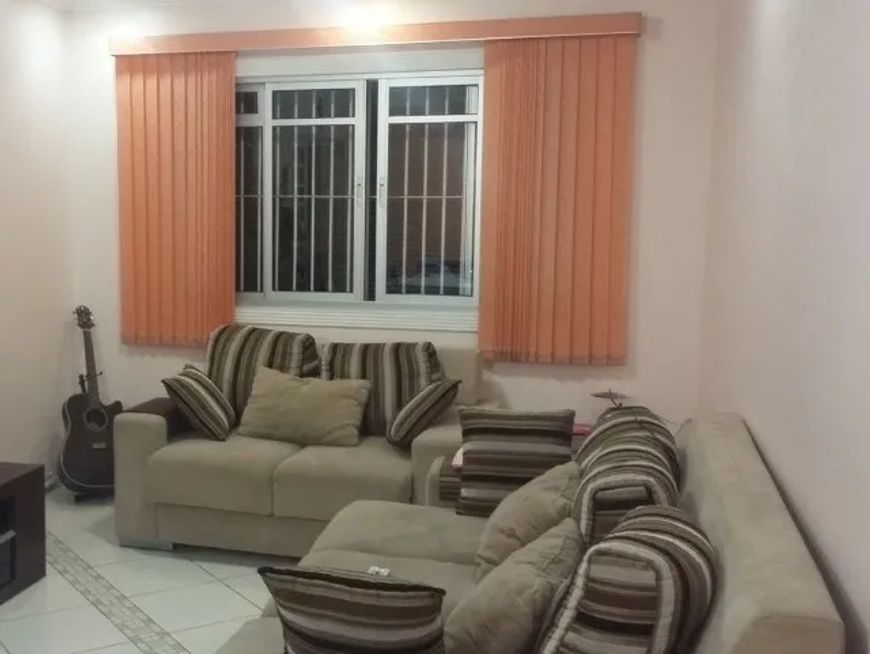 Casa em Jardim Ottawa com 155.00 m² , 3 quarto(s) , 2 vaga(s).