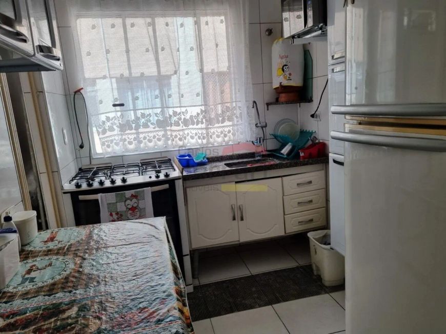 Apartamento à venda no Jd. Vl. Galvão/ Guarulhos, 2 quartos e 1 vaga