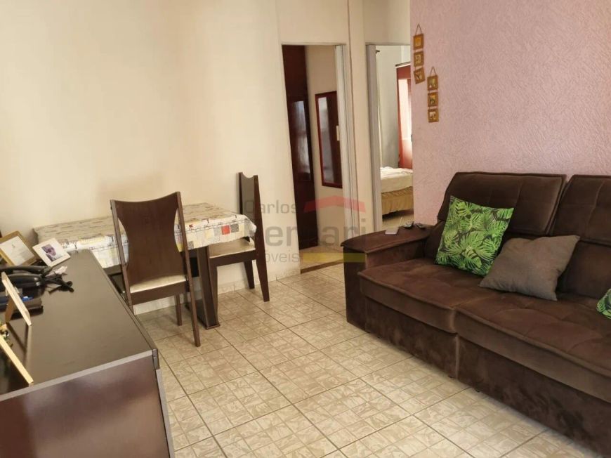 Apartamento à venda no Jd. Vl. Galvão/ Guarulhos, 2 quartos e 1 vaga