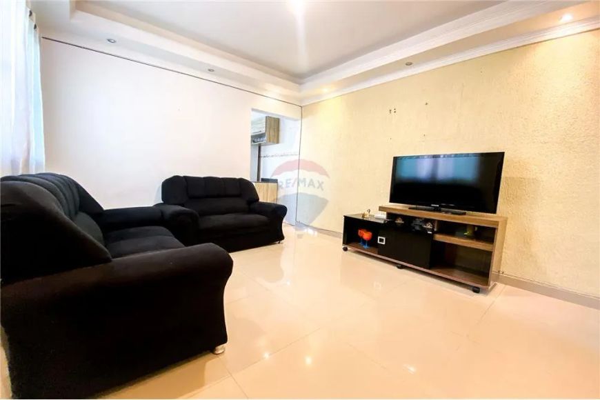 Casa térrea 70m² com 2 dormitórios - Jd Normândia / Guarulhos - SP