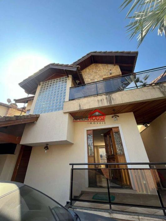 Casa com 3 dormitórios à venda, 270 m² por R$ 1.350.000,00 - Jardim Santa Clara - Guarulhos/SP