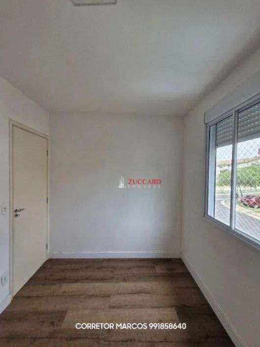 Sobrado com 2 dormitórios à venda, 54 m² por R$ 325.000,00 - Água Chata - Guarulhos/SP