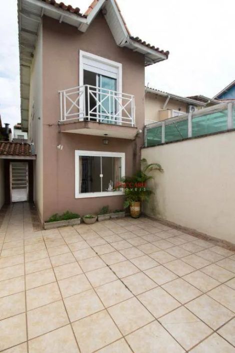 Sobrado com 3 dormitórios à venda, 140 m² por R$ 680.000,00 - Jardim Maia - Guarulhos/SP