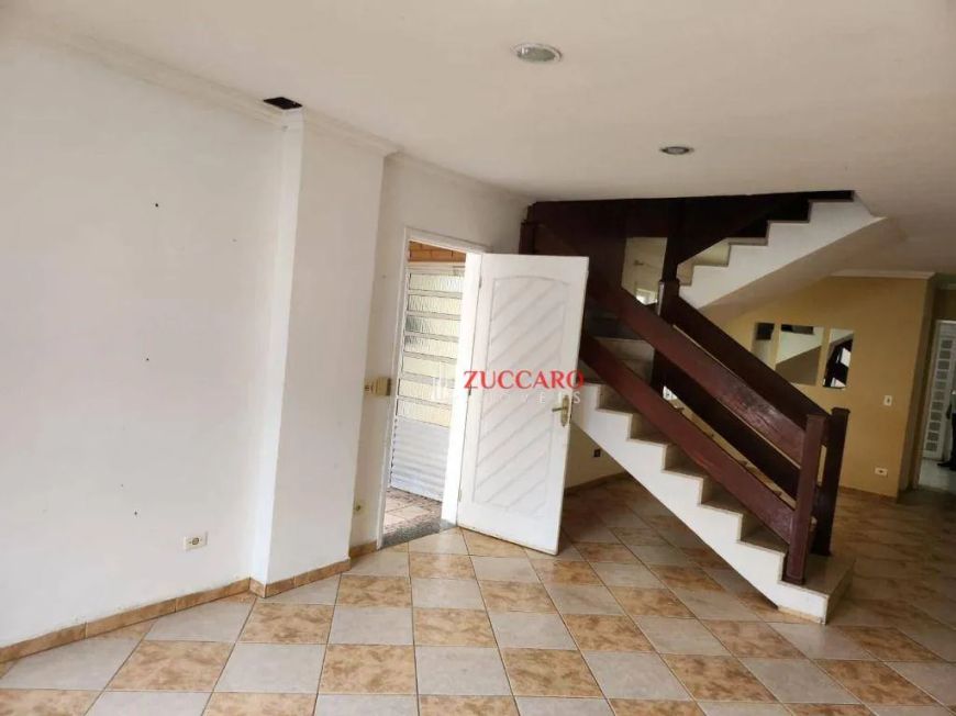 Sobrado com 3 dormitórios à venda, 140 m² por R$ 680.000,00 - Jardim Maia - Guarulhos/SP