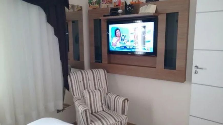 Apartamento á venda 64 m2 sendo com 3 dormitórios - 1 suíte - 1 vaga de garagem