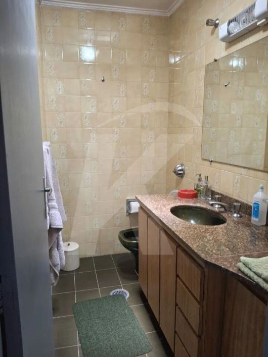 Sobrado no Gopouva, Guarulhos, com 2 dormitórios, 1 vaga de garagem