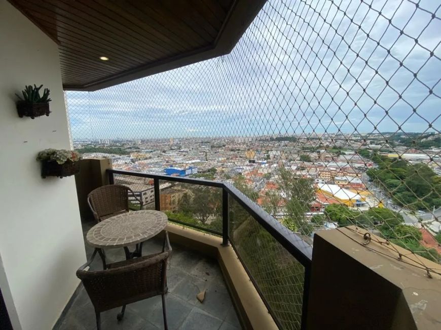 Apartamento à venda em Guarulhos, Vila Galvão, com 3 quartos, 130m²