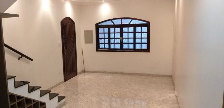 Sobrado com 3 dormitórios à venda, 189 m² por R$ 650.000 - Parque Continental II - Guarulhos/SP