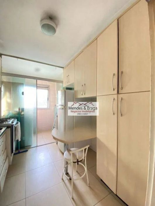 Apartamento com 2 dormitórios à venda, 55 m² por R$ 360.000,00 - Centro - Guarulhos/SP