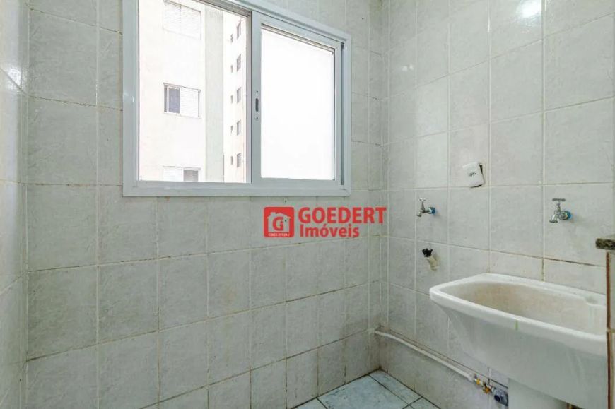 Apartamento Condomínio Aeroportos Internacionais com 2 dormitórios, 58 m² - venda por R$ 235.000 - J