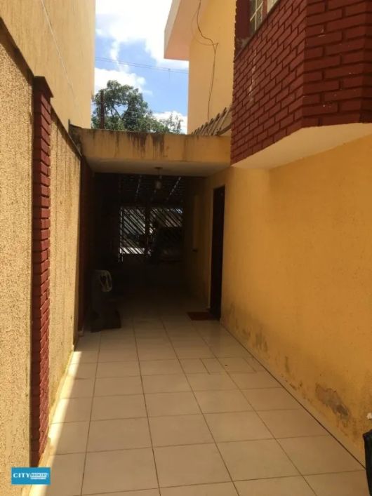 Sobrado em Vila Moreira com 132.00 m² , 3 quarto(s) , 1 suíte(s) , 3 vaga(s).