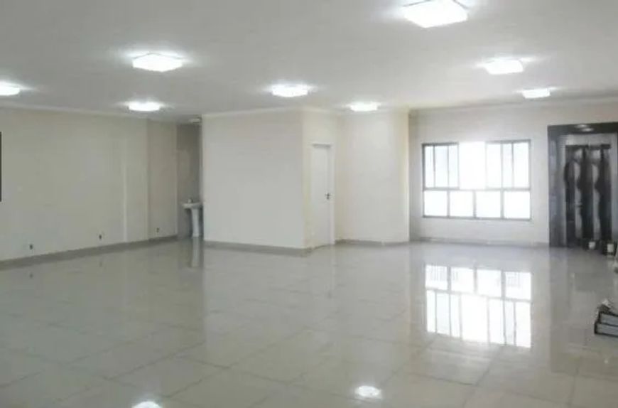 Prédio comercial em Cidade Jardim Cumbica - Guarulhos