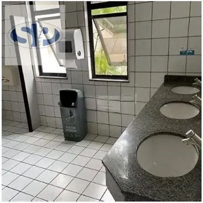 Compre Prédio Inteiro com 1.928M² em Parque Renato Maia por R$ 14.200.000. Imóvel Comercial em Guaru