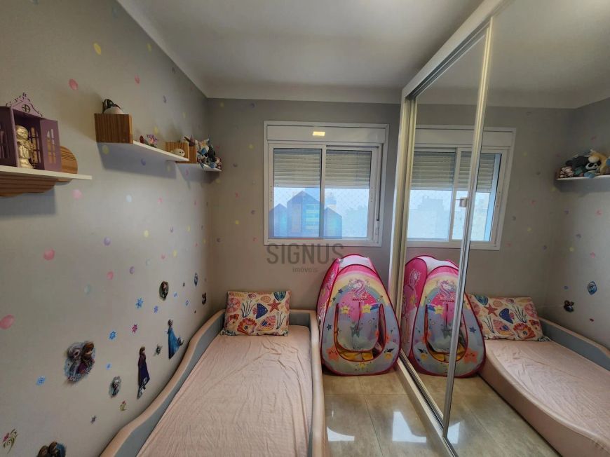 Apartamento 2 dormitórios com linda vista e sacada!