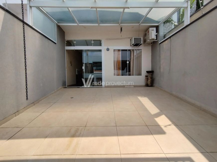 Casa à venda no Parque Jambeiro!