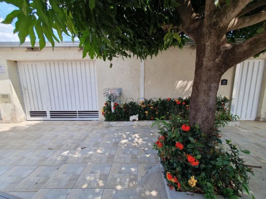 Casa à venda com 3 quartos no Jardim Antonio Von Zuben, Campinas.