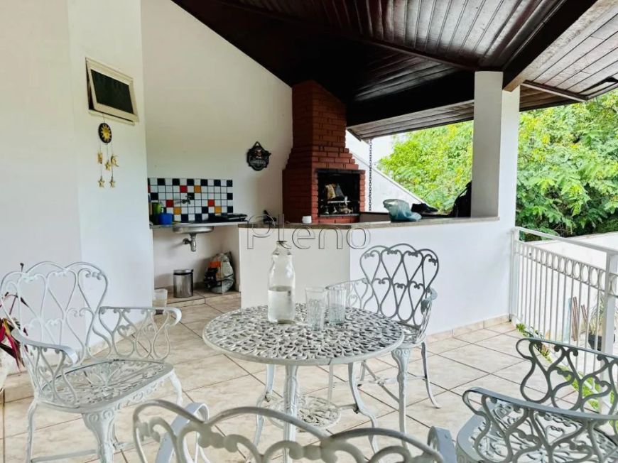 Casa à venda em Campinas, Loteamento Caminhos de São Conrado (Sousas), com 3 quartos, com 244 m²