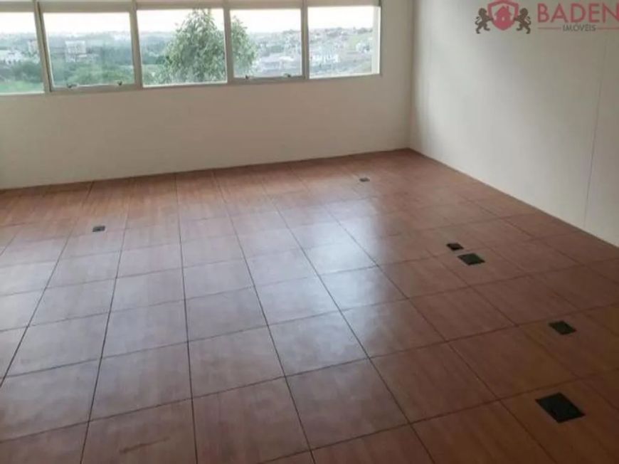Sala à venda em Campinas, Swiss Park, com 68 m²