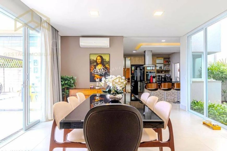 Casa com 3 dormitórios à venda, 283 m² por R$ 3.200.000,00 - Swiss Park - Campinas/SP