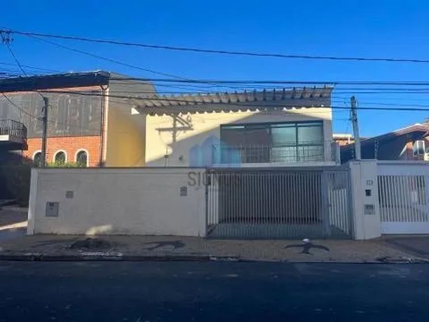 Casa 03 Dormitórios Próximo à Av. Norte Sul em Campinas!!!