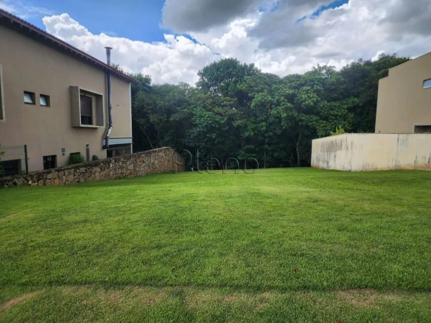 Terreno à venda com 702m² em Chácara São Rafael, Campinas