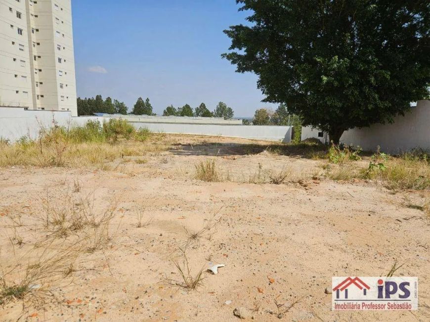 Terreno murado, próximo Alphaville