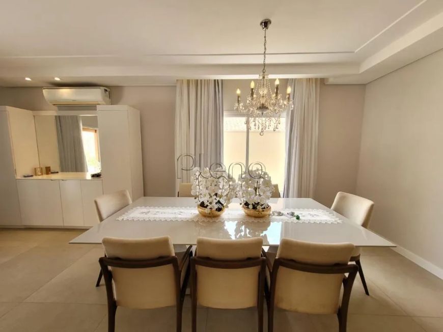 Casa à venda com 4 quartos na Vila Hollândia, Campinas