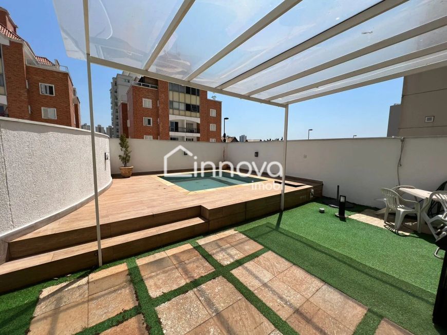 Apartamento tipo Garden, com 2 quartos sendo 1 suíte, 1 mezanino na sala com pé direito de 5 m e jac