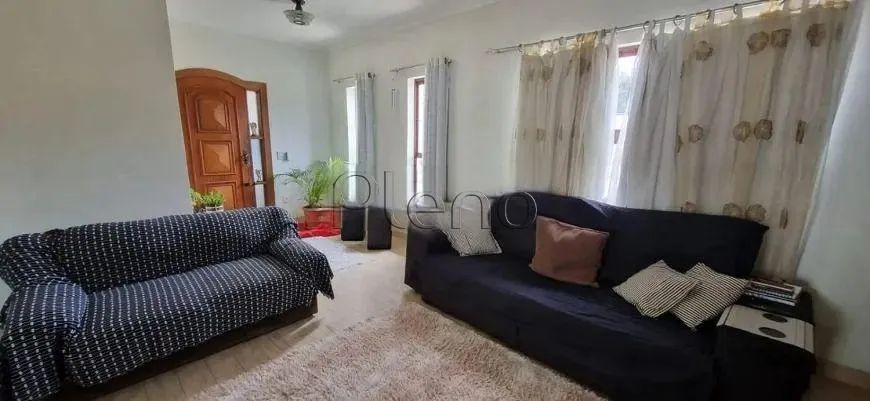 Casa à venda com 3 quartos no Jardim do Trevo, Campinas.