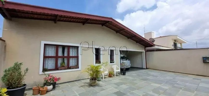 Casa à venda com 3 quartos no Jardim do Trevo, Campinas.