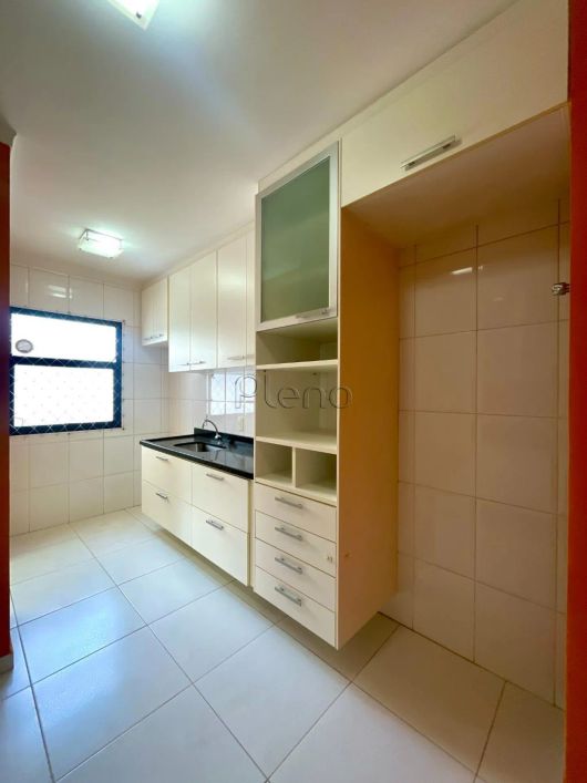 Apartamento à venda com 3 quartos no Parque Prado, Campinas.
