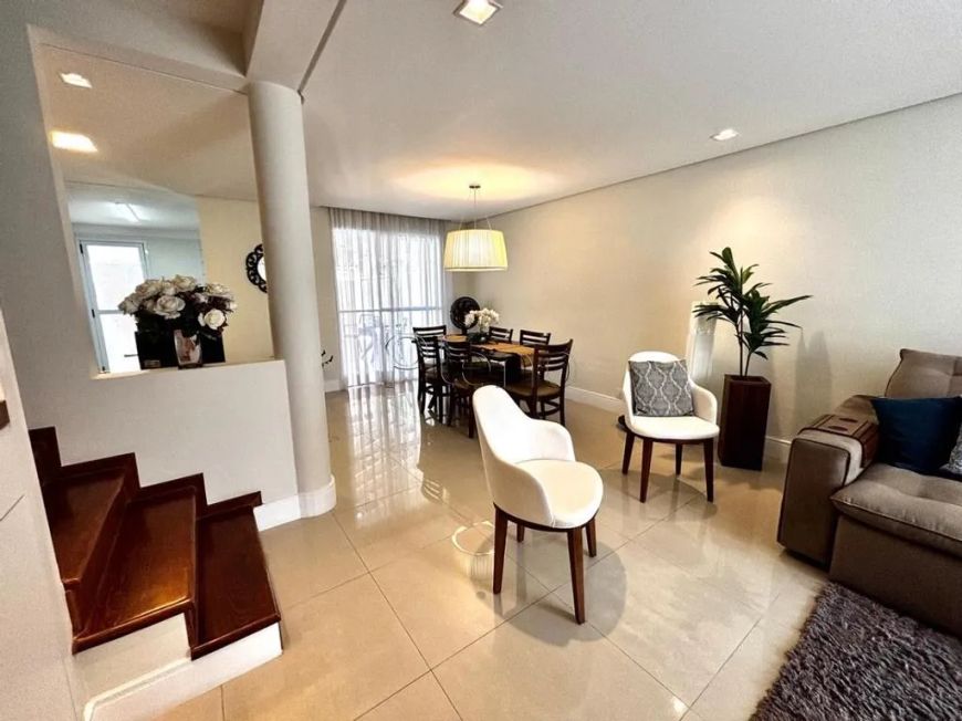 Sobrado à venda em Campinas, Jardim Nova Europa, com 3 quartos, com 230 m², Condomínio Carmel