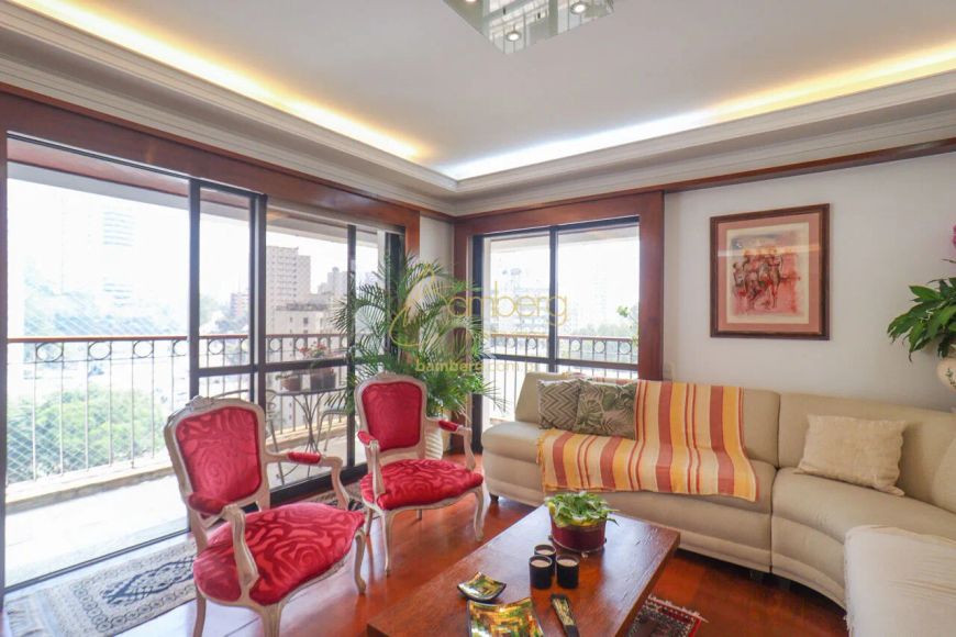 Apartamento com 3 suítes e 3 vagas no Panamby