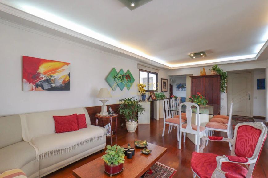 Apartamento com 3 suítes e 3 vagas no Panamby